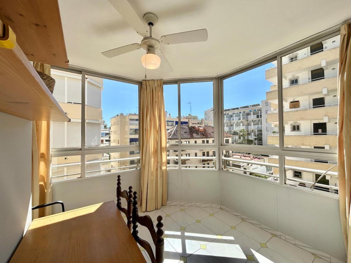Apartment In Center With Parking In The Building